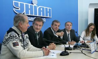 Альфонсо Феррада, Тиери Мариани и Алан Дестекс