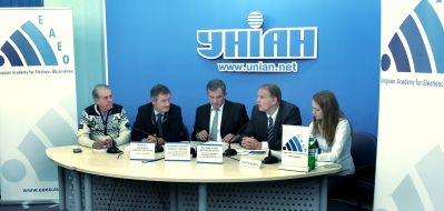 Альфонсо Феррада, Тиери Мариани и Алан Дестекс