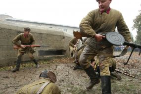 The participants of the military historical reconstruction