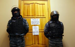 Special Forces Soldiers "Berkut" in courthouse