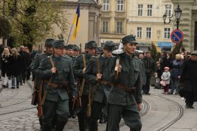 Учасники маршу слави Західноукраїнської народної республіки