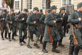 Учасники маршу слави Західноукраїнської народної республіки