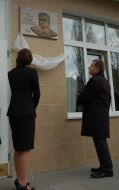 Dmitry Kiva at the memorial plaque opening 