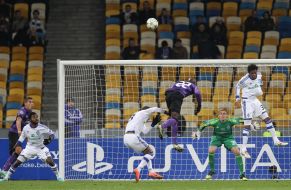 Playing moment of match