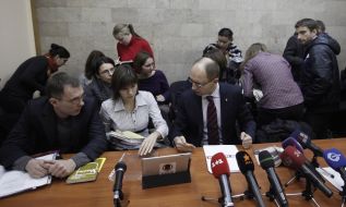 Арсений Яценюк