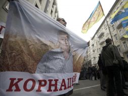 Participants of the mass meeting