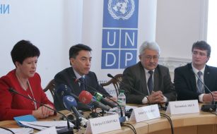 Askar Shakirov, Tursunbek Akun, Anatolie Munteanu and Valeriya Lutkovskaya