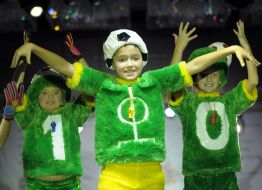 The model demonstrates clothes