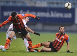 Генрих Мхитарян и Дарио Срна