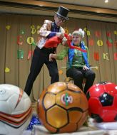 Conjuror Dr. Alex and pupil of Darnytsa boarding school for disabled children