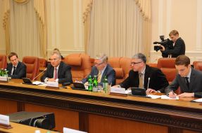 Patrick Cox and Aleksander Kwasniewski