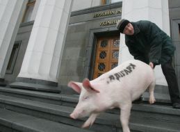 Pigling on the name Oligarch