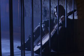 Молода людина з бандурою