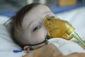 The child in the intensive care unit
