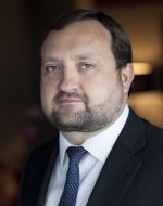 Сергей Арбузов