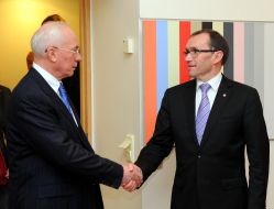 Nikolay Azarov and Espen Barth Eide