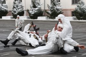 Demonstration performances