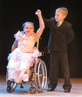 Anastasia Laletina and Artem Oleshko