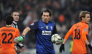 Марко Девич, Генрих Мхитарян и Джанлуиджи Буффон