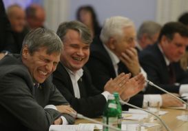 Ruslan Koshulinskiy and Andrey Mokhnik