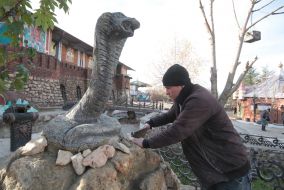 Monument to the snake