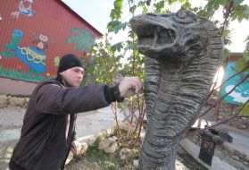 Monument to the snake