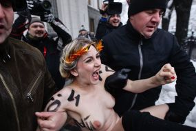 Задержание активистки FEMEN