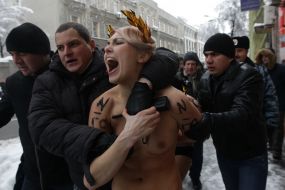 Задержание активистки FEMEN