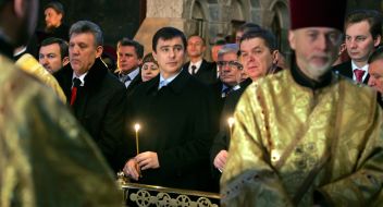Sergey Kivalov, Mikhail Chechtov and Anna German