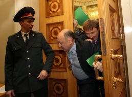 The conflict between the opposition