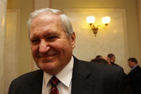 Viktor Tikhonov