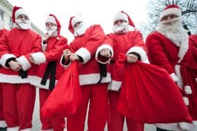 Деды Морозы