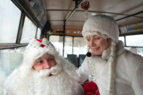 Дед Мороз и Снегурочка