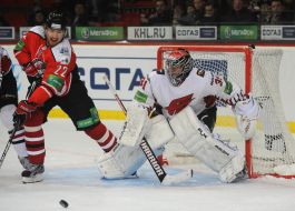 Playing moment in the match