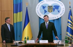 Viktor Yanukovich and Leonid Kozhara