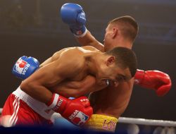 Samuel Maxwell and Vasiliy Lomachenko