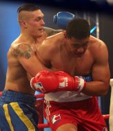 Wayne Fa and Aleksandr Usyk