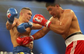 Wayne Fa and Aleksandr Usyk