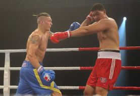 Wayne Fa and Aleksandr Usyk