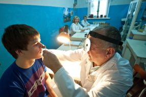 Допризовник проходить медкомісію