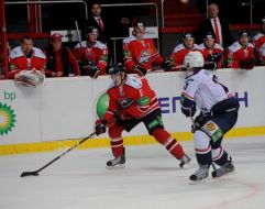 Playing moment of match