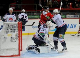 Playing moment of match