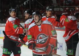 Playing moment of match