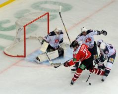 Playing moment of match