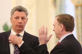 Yuriy Boyko and Aleksandr Lavrinovich