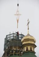 Setting of cross on the сhurch of the Saviour at Berestove