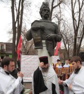 The participants of the solemn assembly