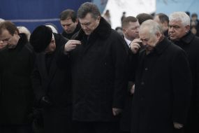 Anatoliy Prizyazhnyuk, Nikolay Azarov, Vladimir Rybak, Aleksandr Popov and Viktor Yanukovich