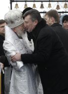 Metropolitan Vladimir and Viktor Yanukovich