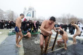 Epiphany bathing